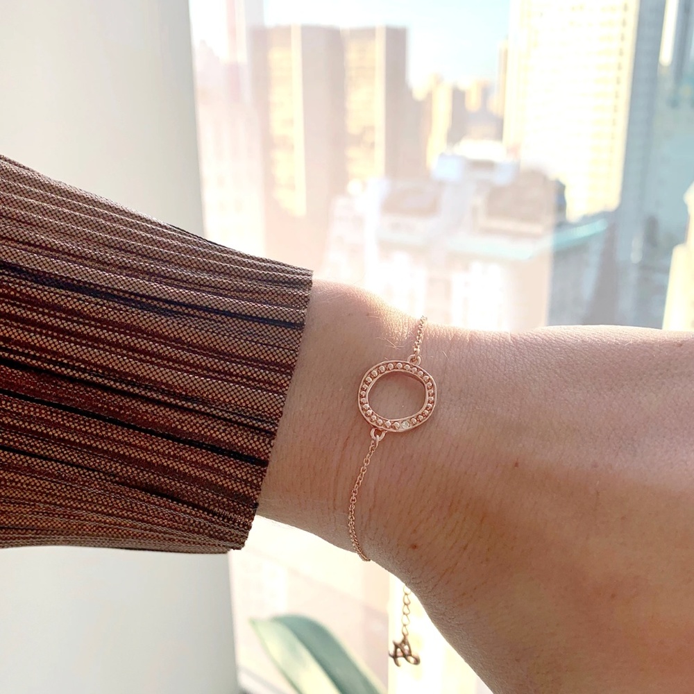 Adore Swarovski Organic Circle Bracelet Rose Gold